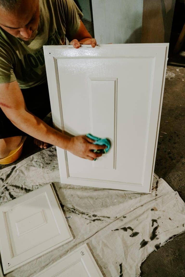 How to Repaint Kitchen Cabinets the Right Way - MY CHIC OBSESSION