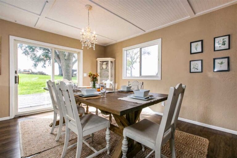 dining room