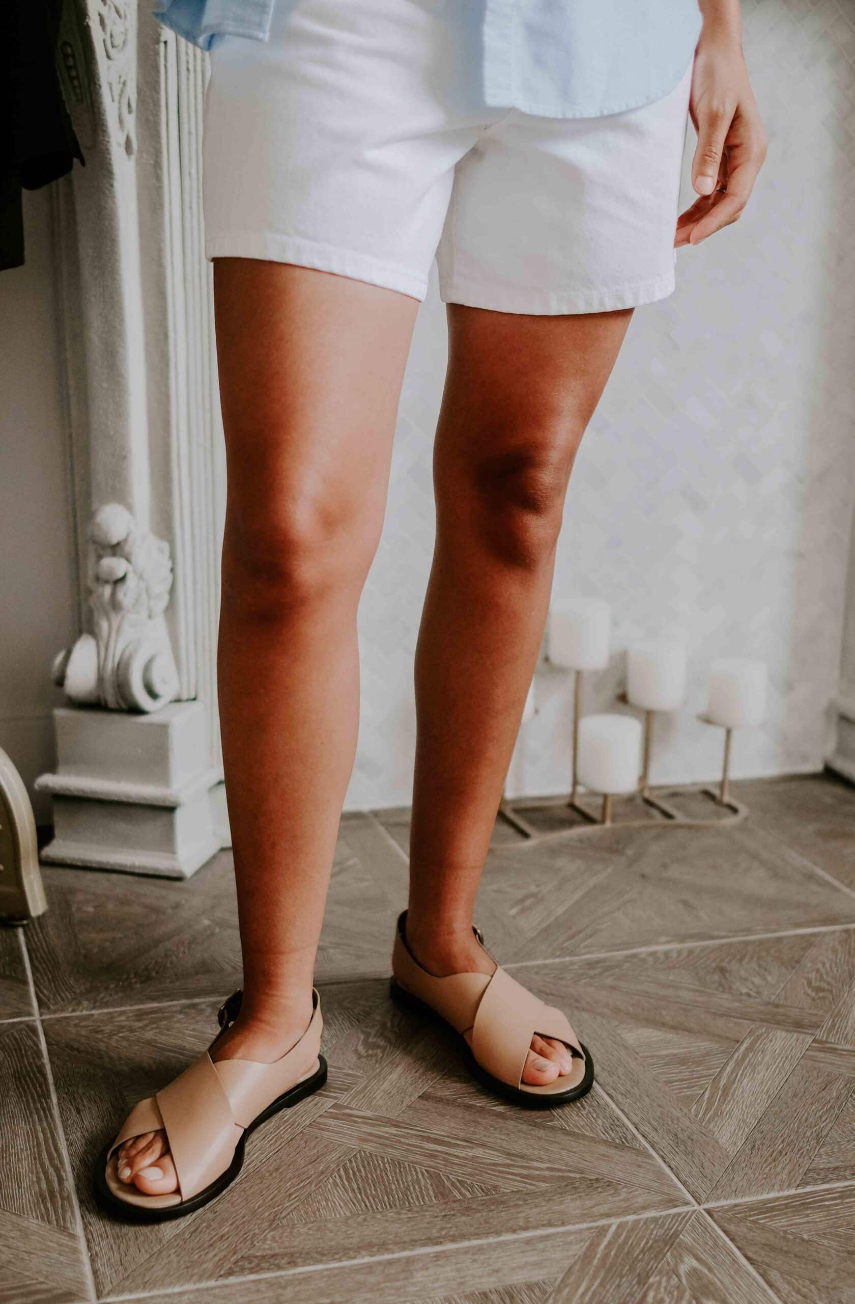 minimalist wardrobe for women