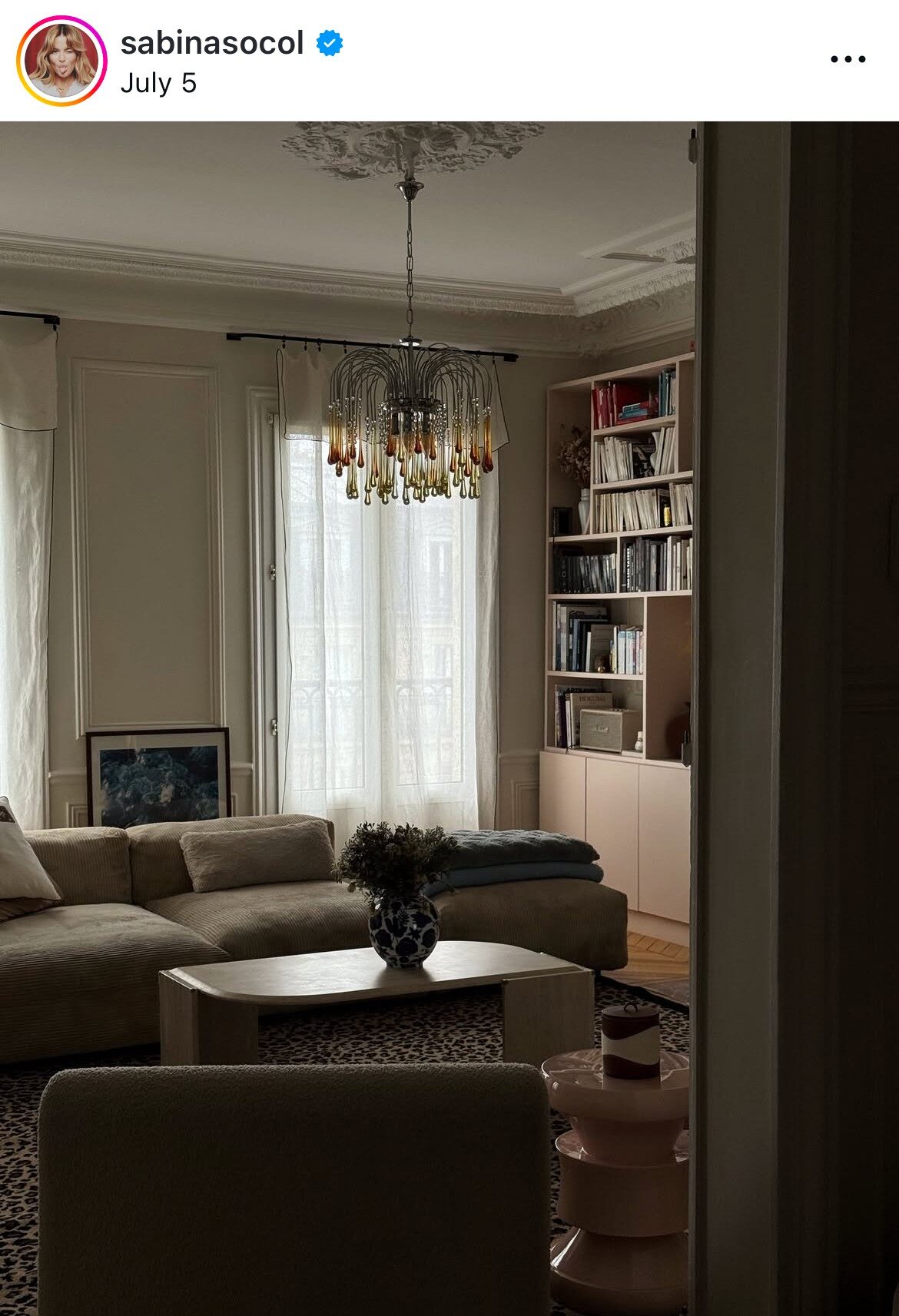 french home decor - chandeliers