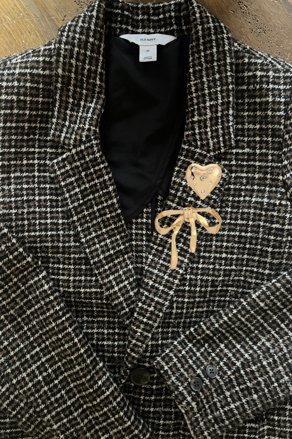 fashion brooches