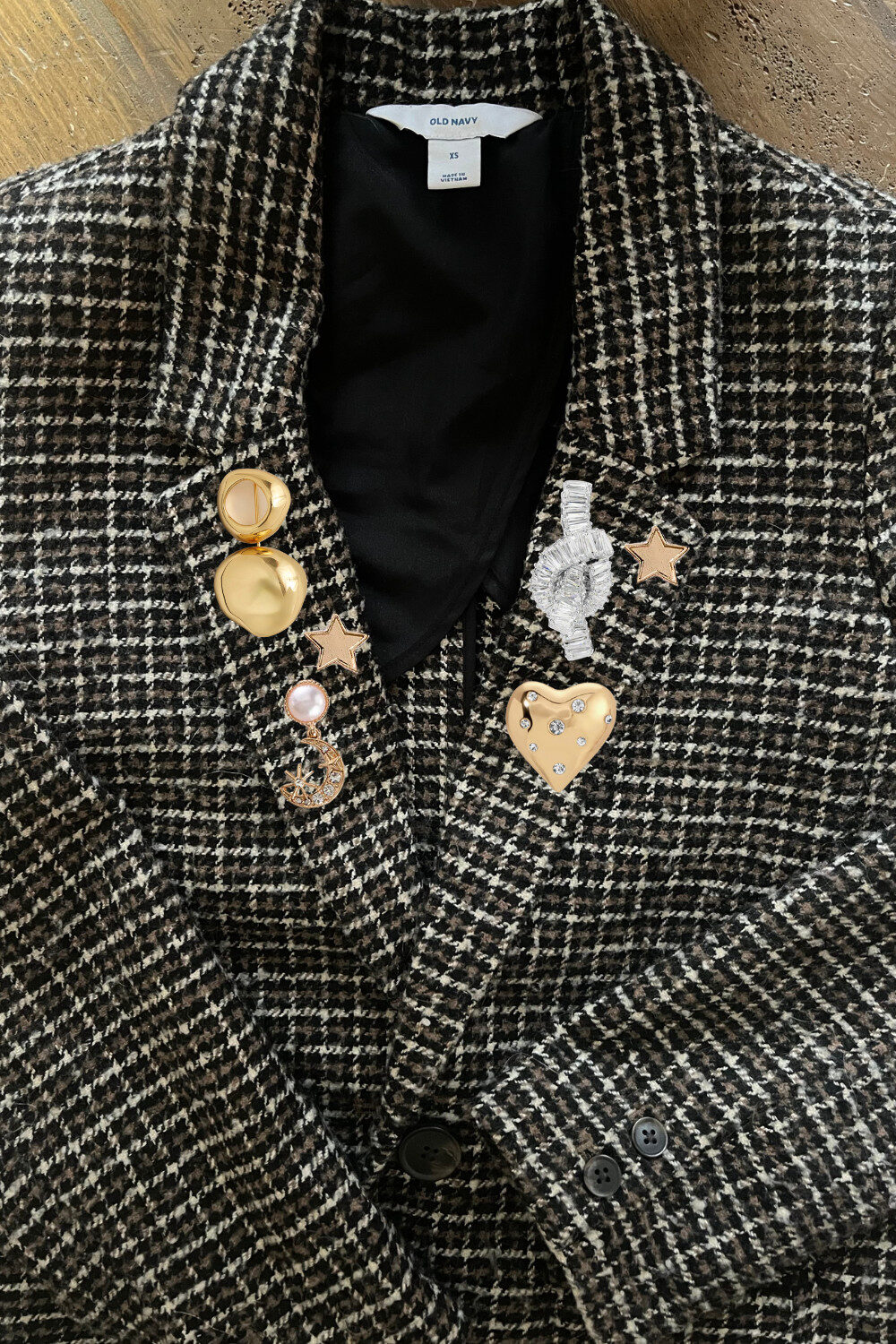 fashion brooches