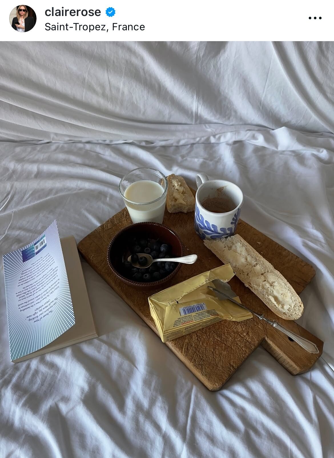 french girl morning ritual - healthy breakfast