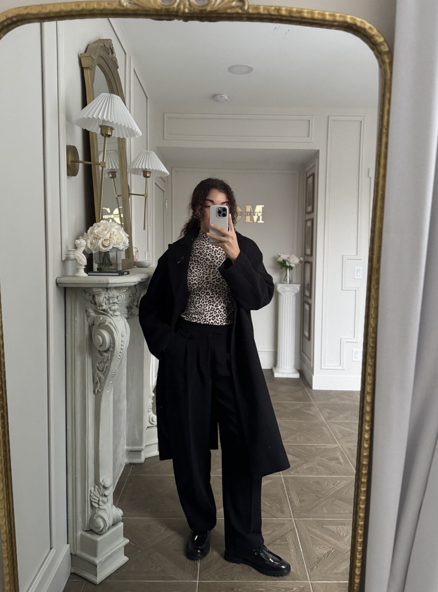 black pants winter outfit